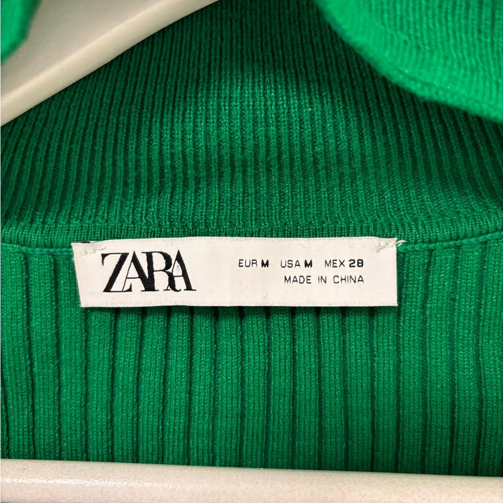 Zara Green Ribbed Knit Top - Picture 2 of 4